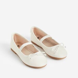 H&M Cream Kids Dress Shoes with Bow